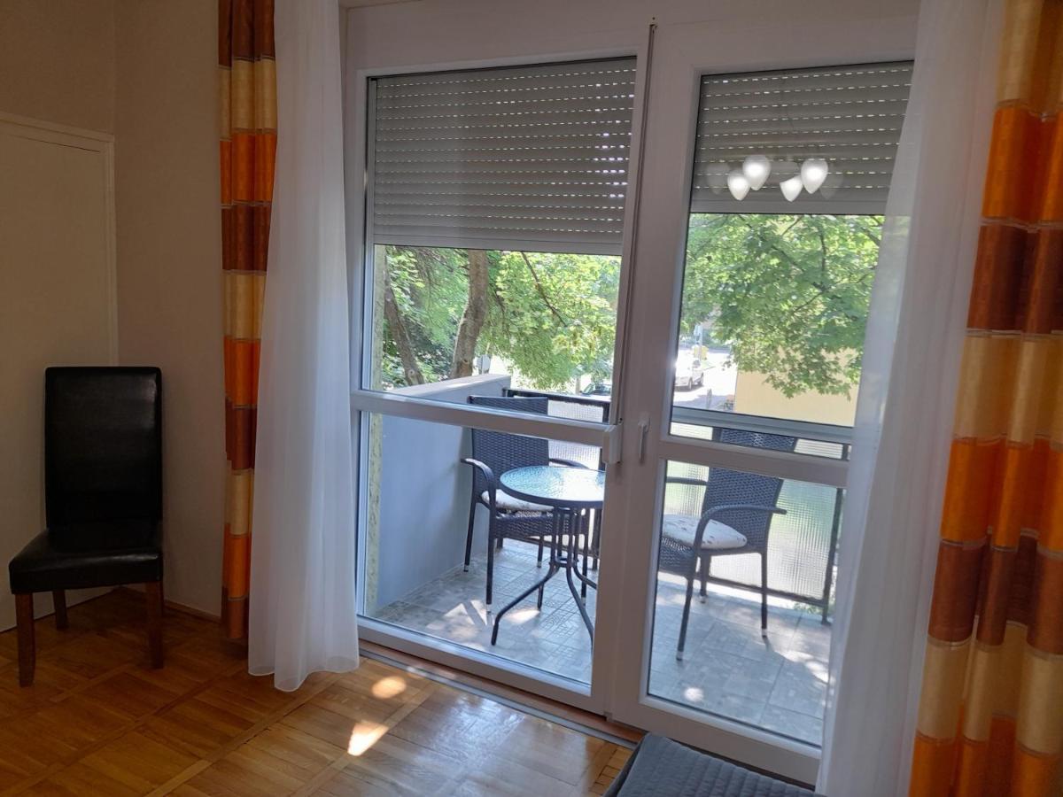 Zoeld Sziget Apartmanlakas エゲル エクステリア 写真