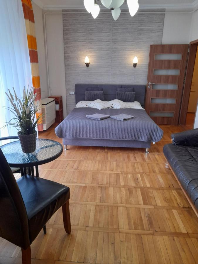 Zoeld Sziget Apartmanlakas エゲル エクステリア 写真